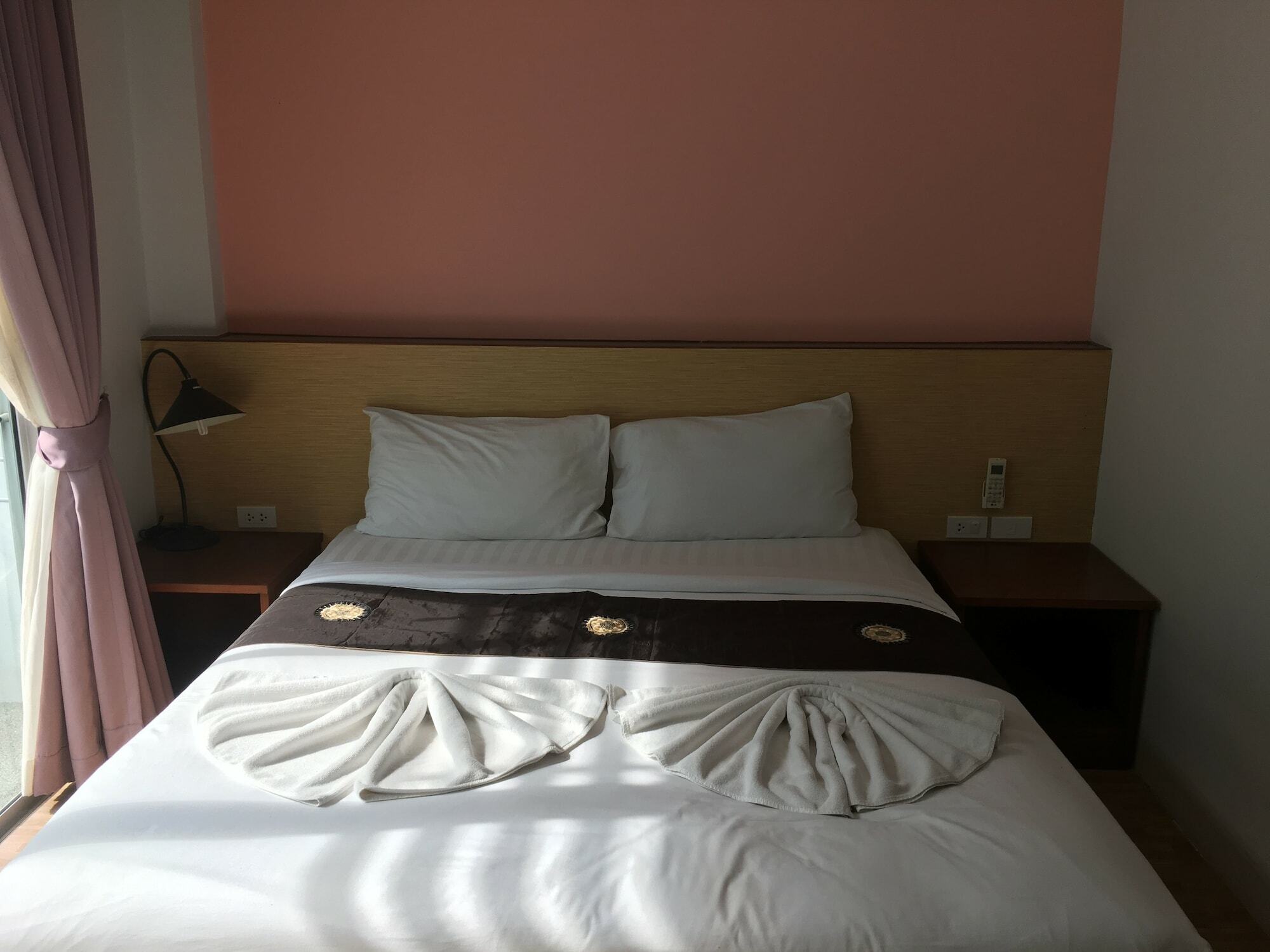 Hotel Freedom Kata Esterno foto